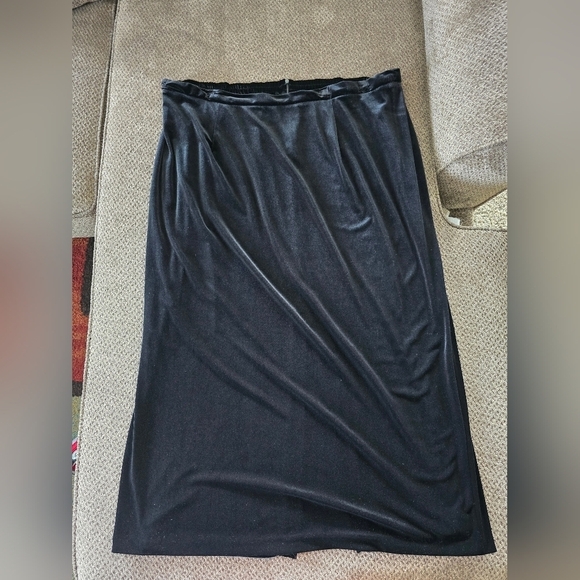 Vintage R&K Evenings Skirt Women 4X Plus Black Velvet Pencil Back Slit Witcy Y2k - Picture 5 of 9